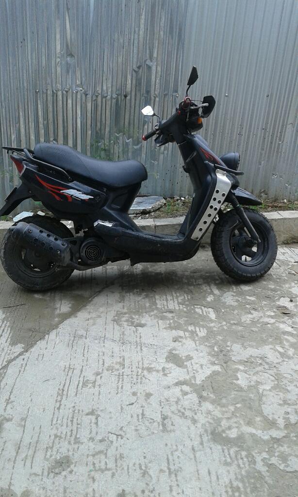 Vendo Moto O Cambio Negociable