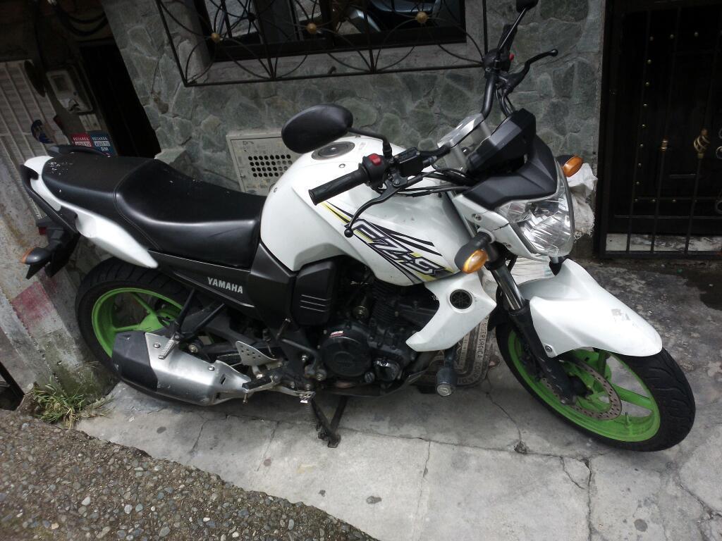 Vendo Fz Yamaha 2014