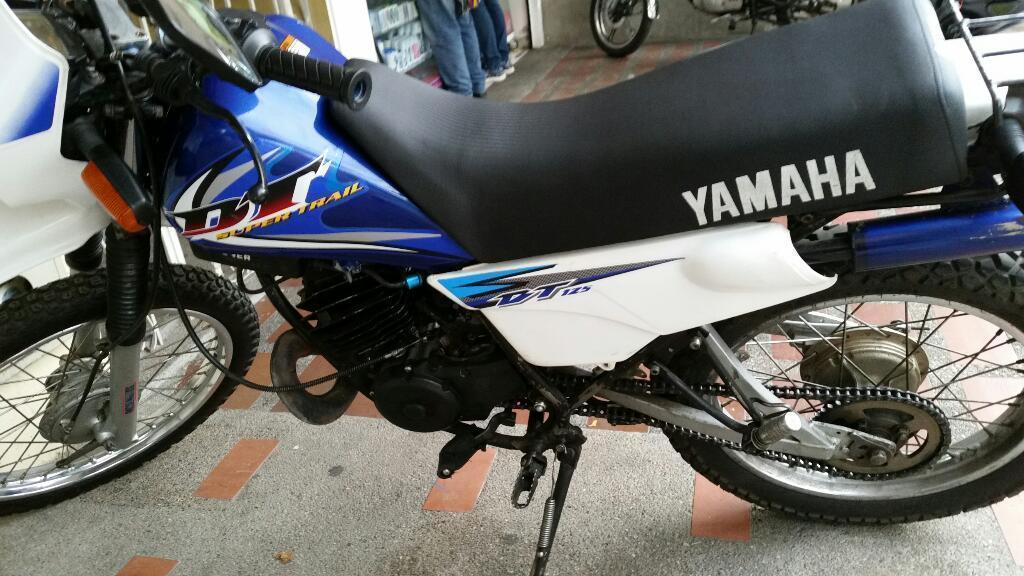 Yamaha Dt 125 Azul Papeles Nuevos