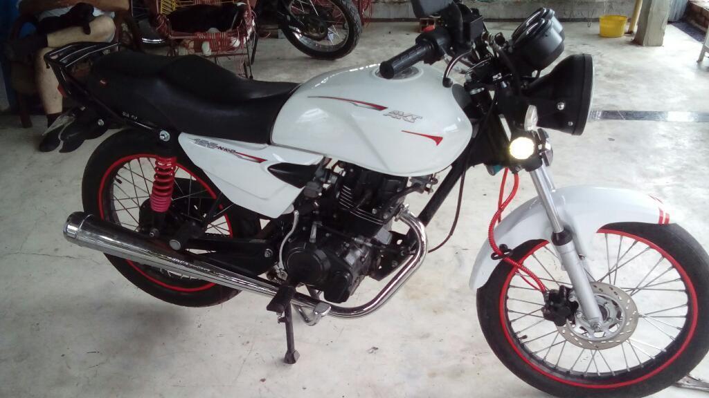 Vendo Nkd 125 Modelo 2015