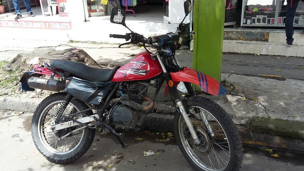 Vendo Akt Tt 150 Modelo 2011l