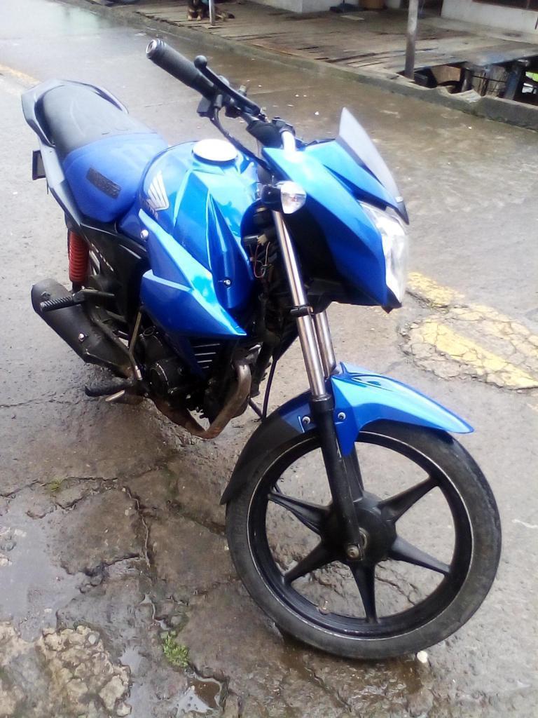 SE VENDE MOTO CB110 CELULAR: 3128574621