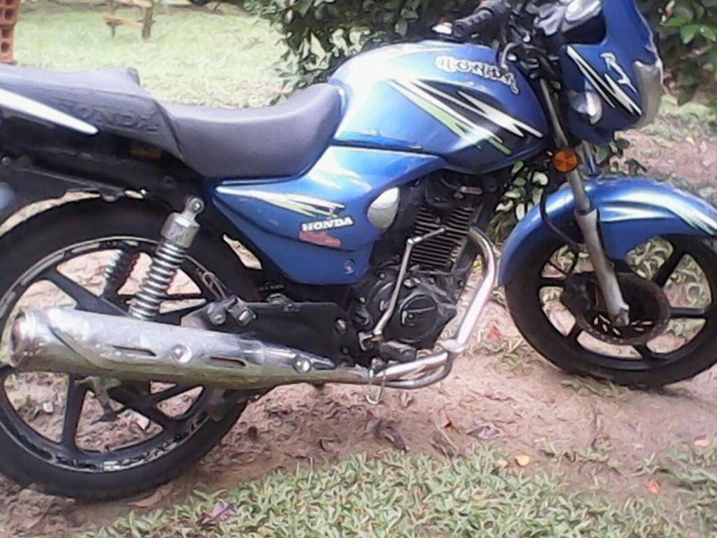 vendo Honda storm 125 modelo 2007