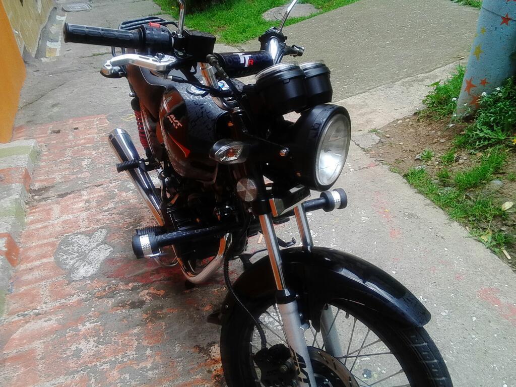 Vendo Esta Moto