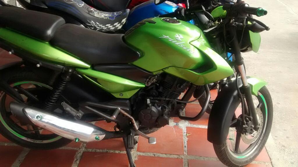 Hermosa Pulsar Modelo 2012