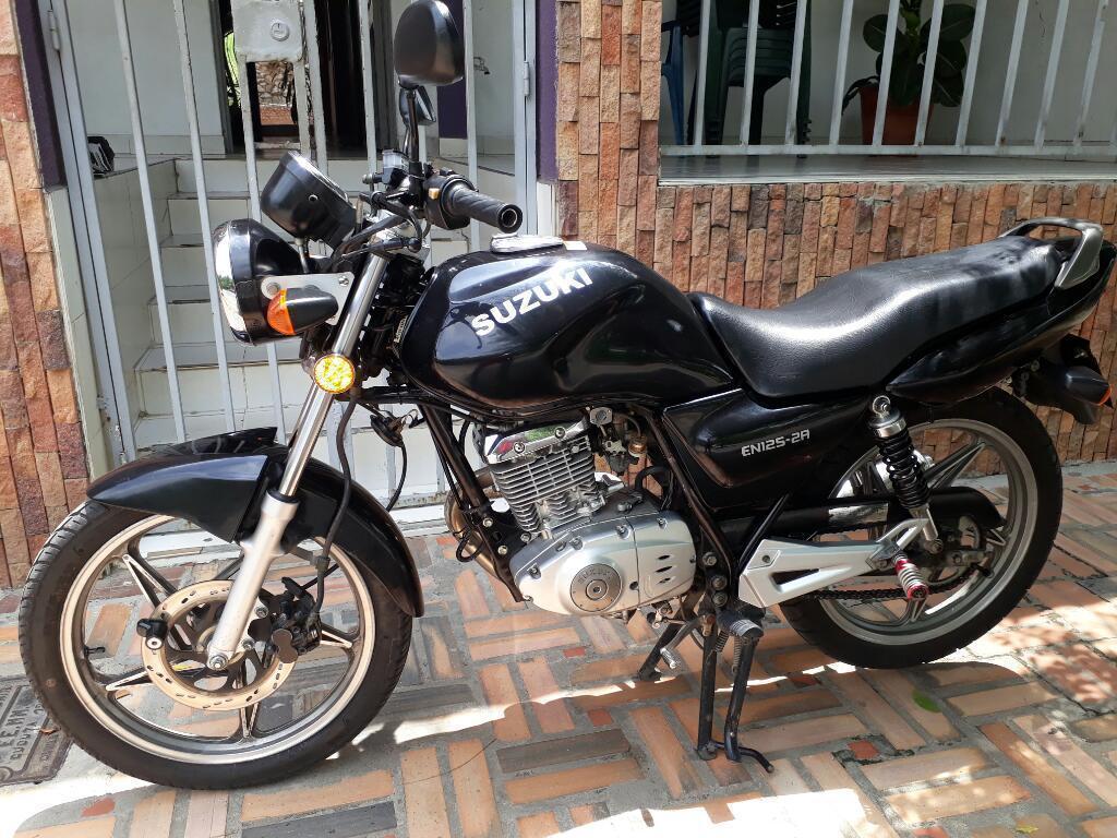 Moto Suzuki en 2012 Venezolana