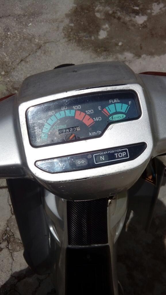 Vendo Yamaha Crypton 110 Modelo 2006