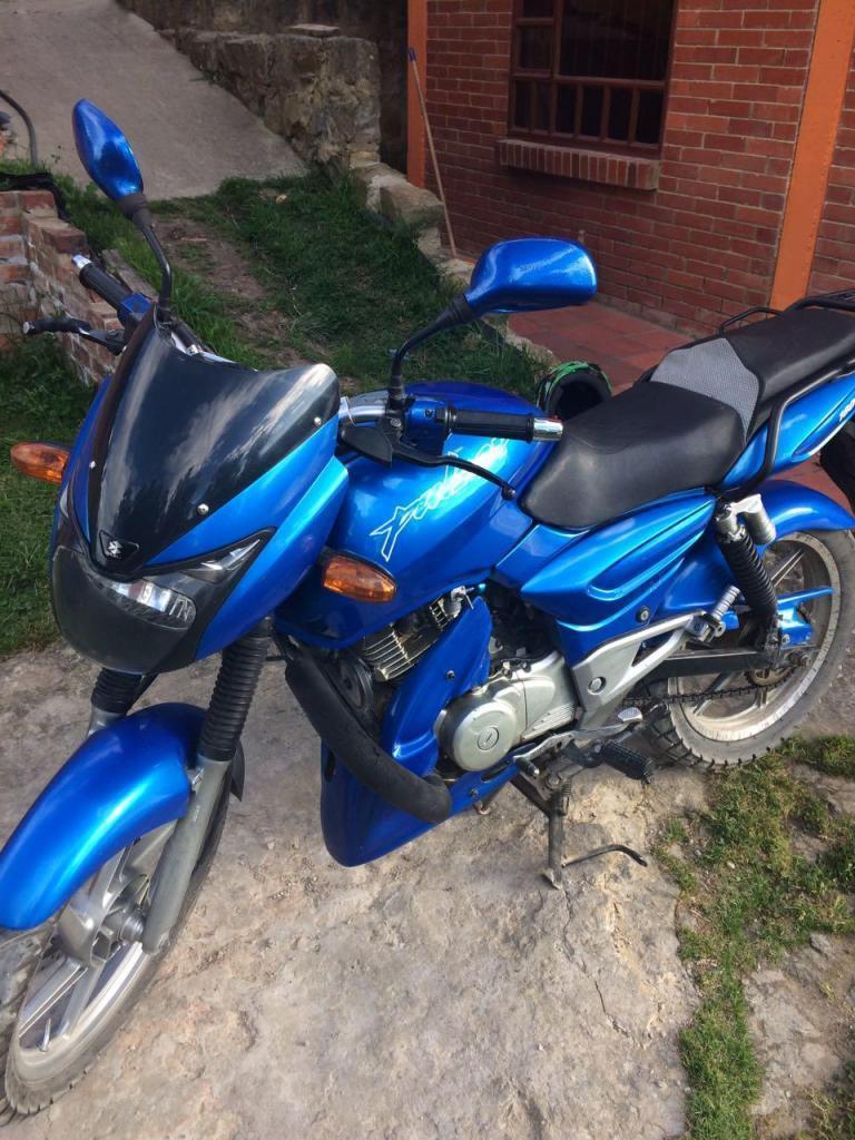 PULSAR 180CC MODELO 2006