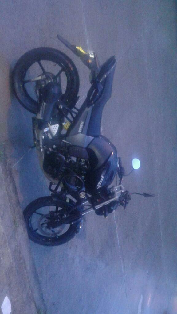 Vendo Yamaha Fz 2013 Lista para Traspaso