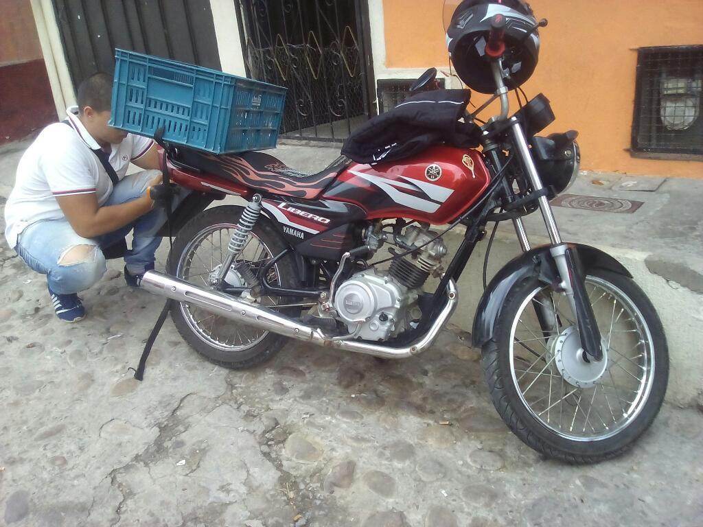 Vendo Moto en 1.400