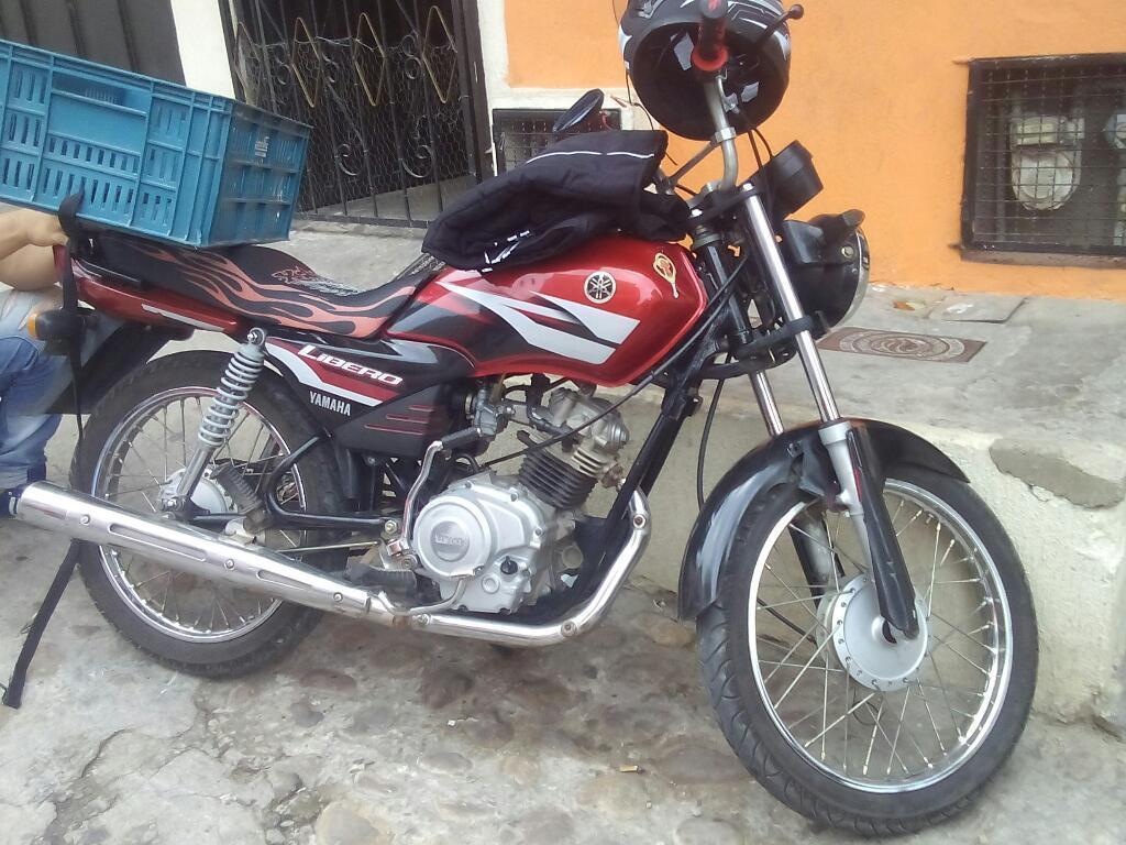 Vendo Moto en 1.400