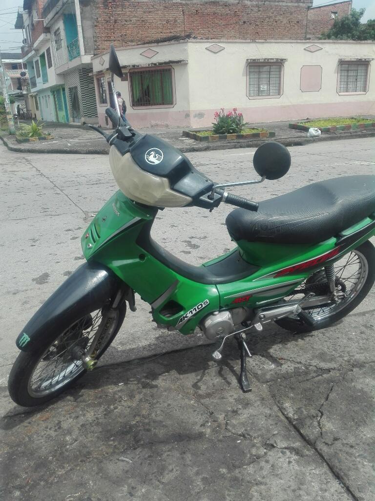 Vendo Moto Señoritwra Akt Special 110