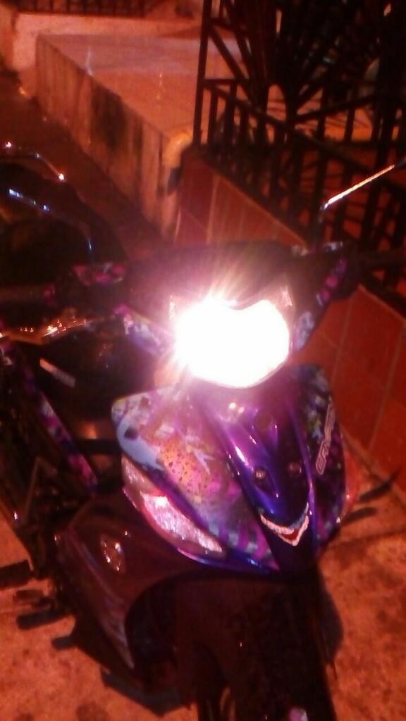 Vendo Moto en Buen Estado