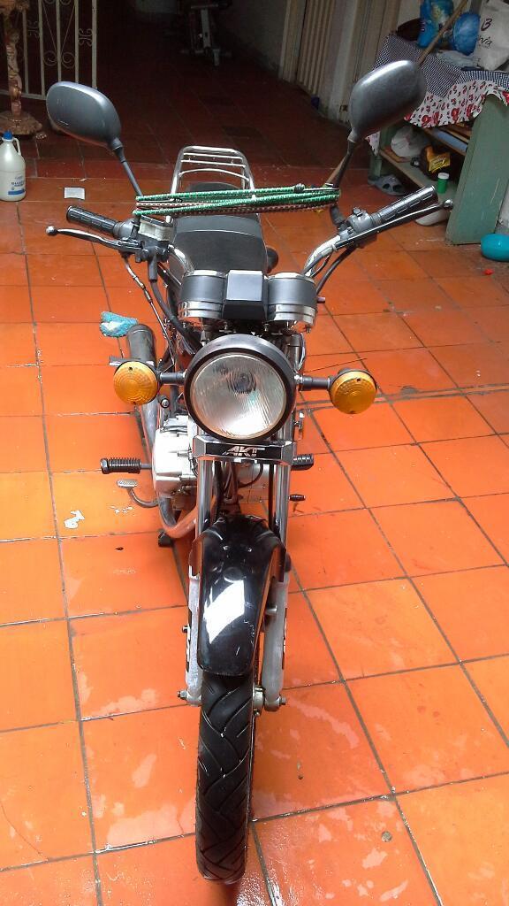 Se Vende Moto Akt 125
