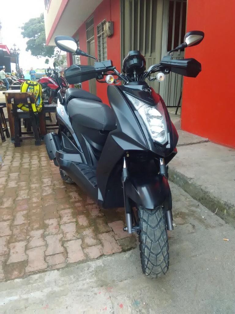 Vendo Moto Gility 2015 Como Nueva Solo 9