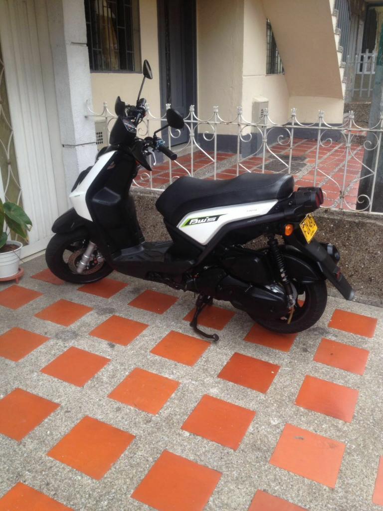 Vendo Bws Modelo 2014 Papeles Al Dia La Entrego a Nombre Del Comprador