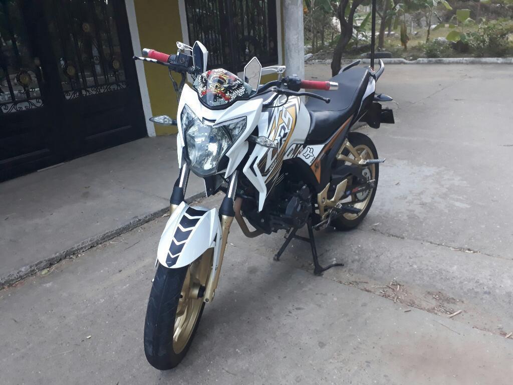 Vendo Moto Cr5 180