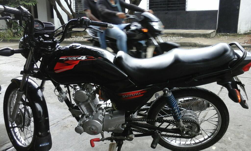 Vendo Moto Ax4 Mod. 2012 en Fundacion