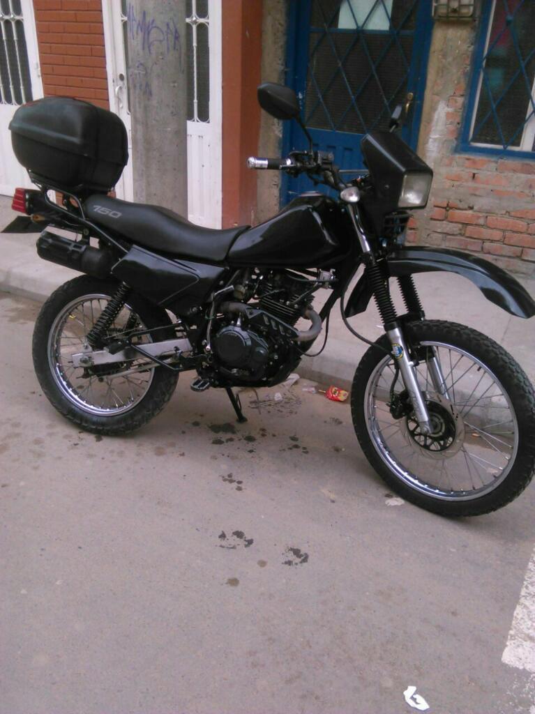 Moto Akt__tt Modelo 2012