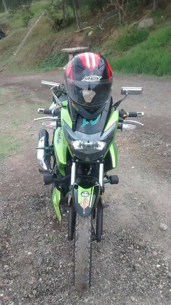 Moto Apache Modelo 2015