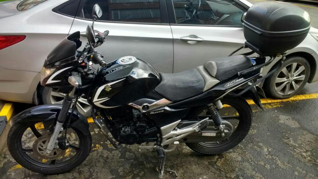 Moto Suzuki Gs150r