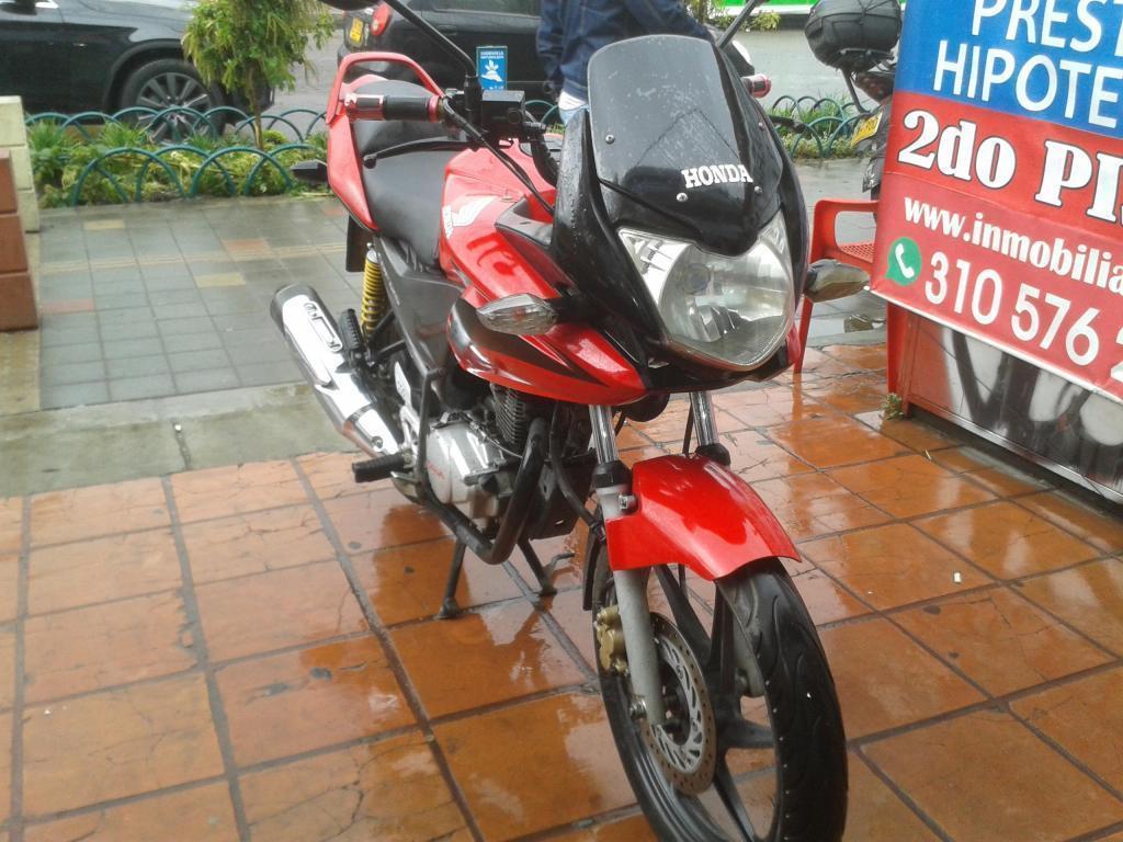 VENDO CBF 125 MODELO 2011