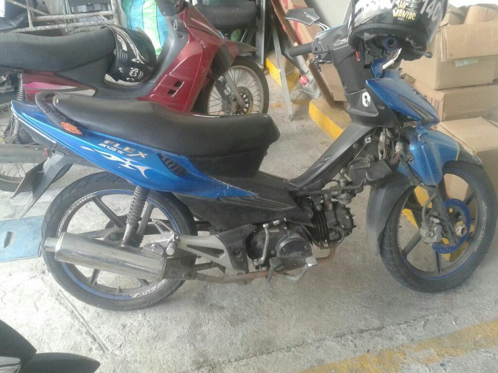 Vendo Moto Akt