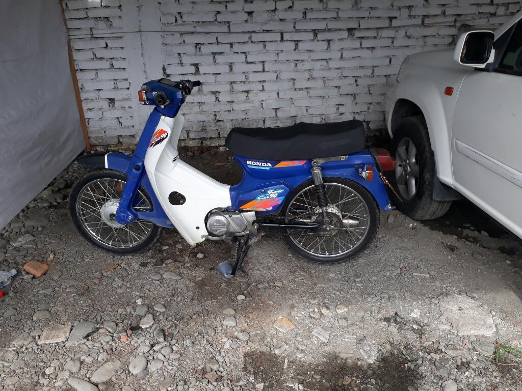 Honda C90 Modelo 2003 Al Dia