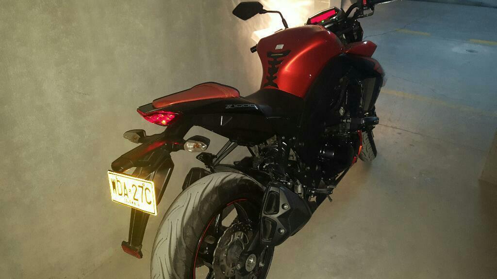 Se Vende Moto Kawasaki Z1000 Modelo 2012