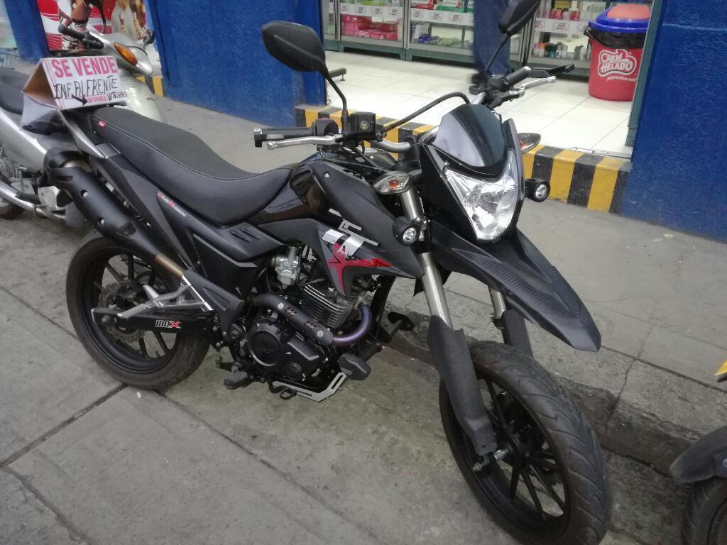 Se Vende Moto Akt Modelo 181 Año 2017