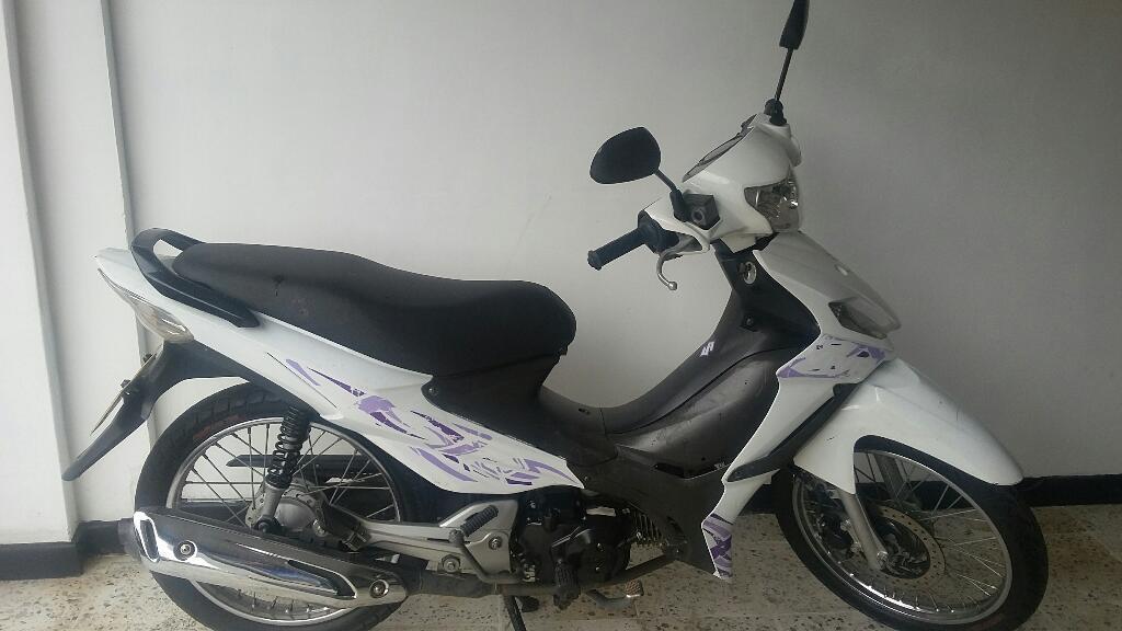 Se Vende Moto Suzuki Viva R Modelo 2014