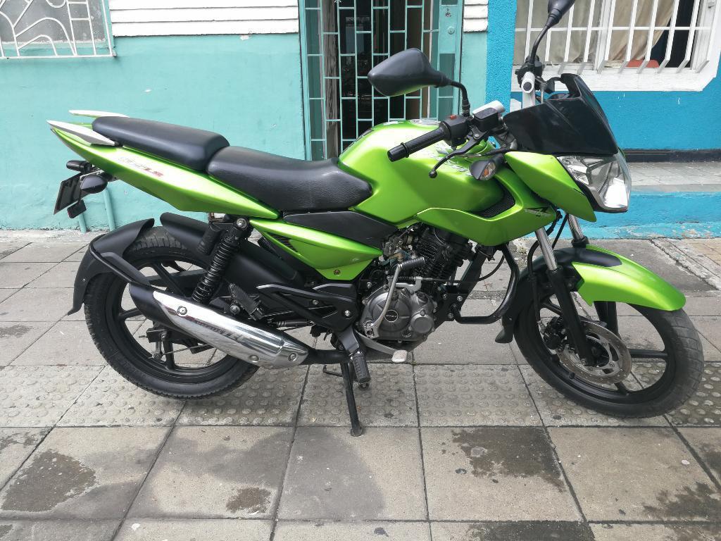 Vendo Pulsar 135 2012