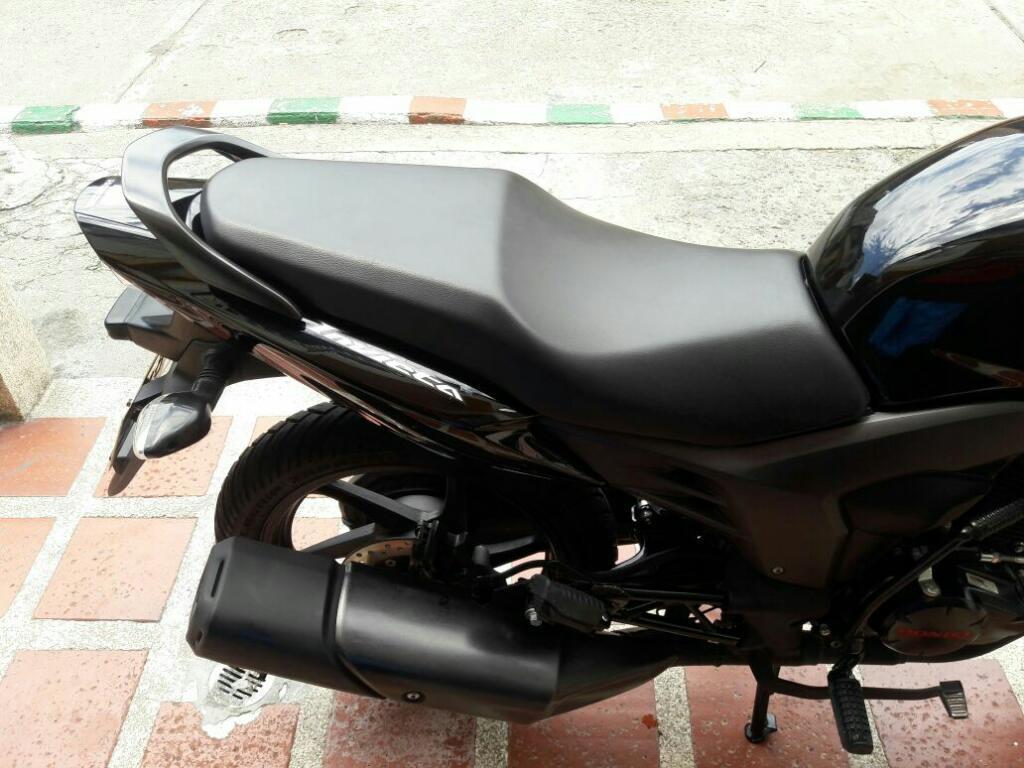 Vendo Moto Honda Invicta 150