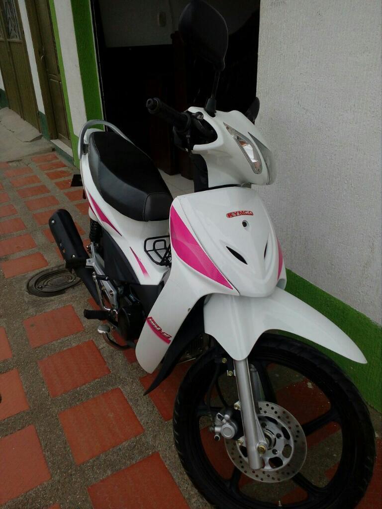 Vendo Hermosa Moto Uni-k