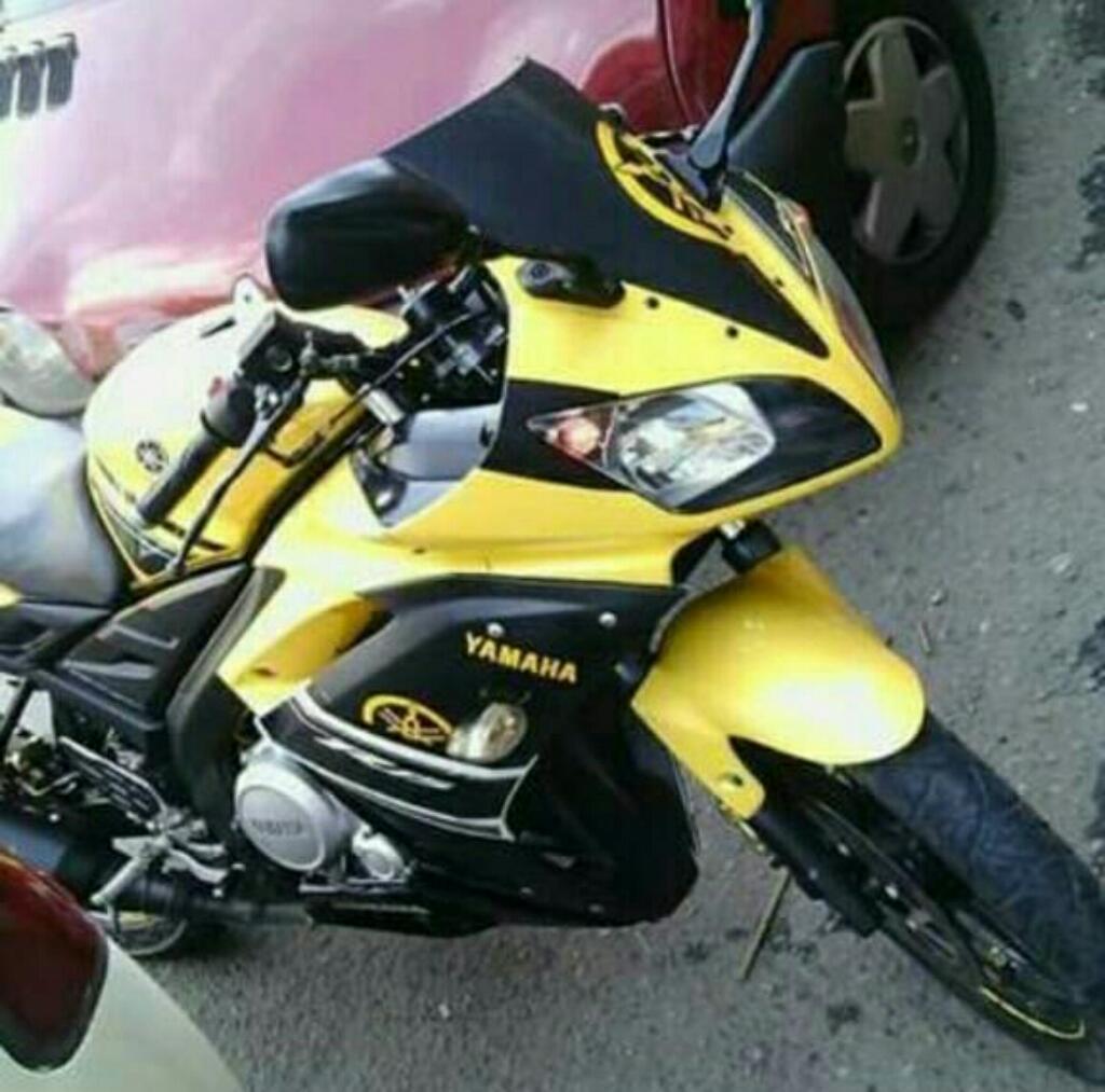 R15 Modelo 2011