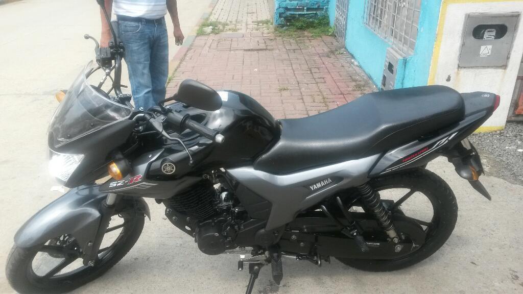 Vendo Moto Yamaha Szr