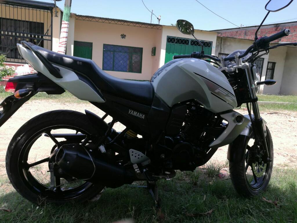 Vendo Moto Yamaha Fz