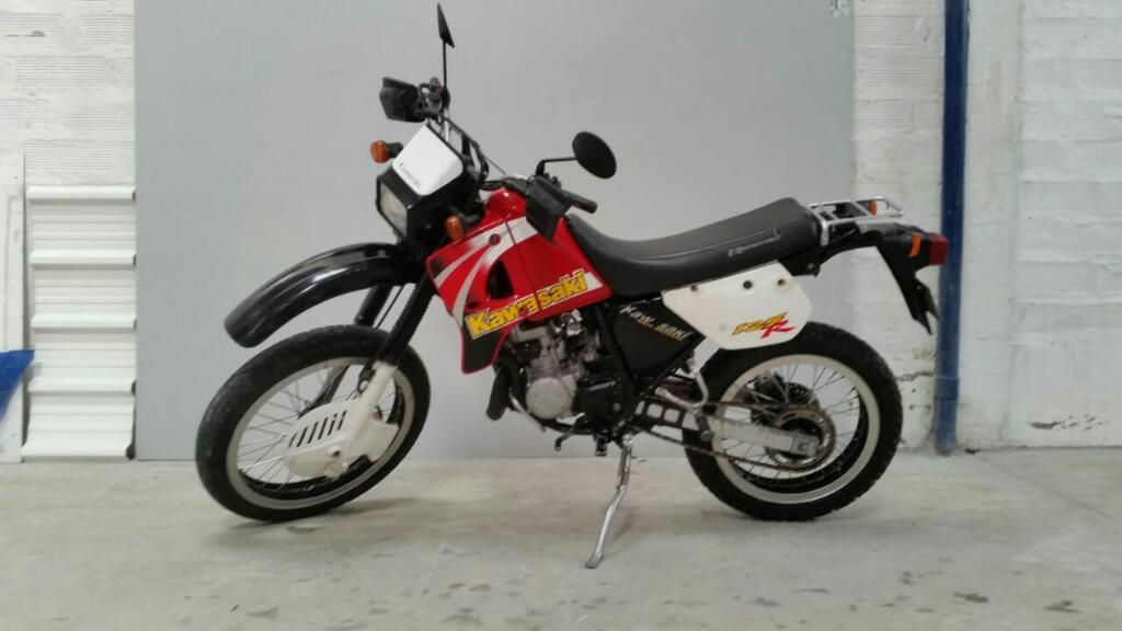 Vendo Moto Km Modelo 2000