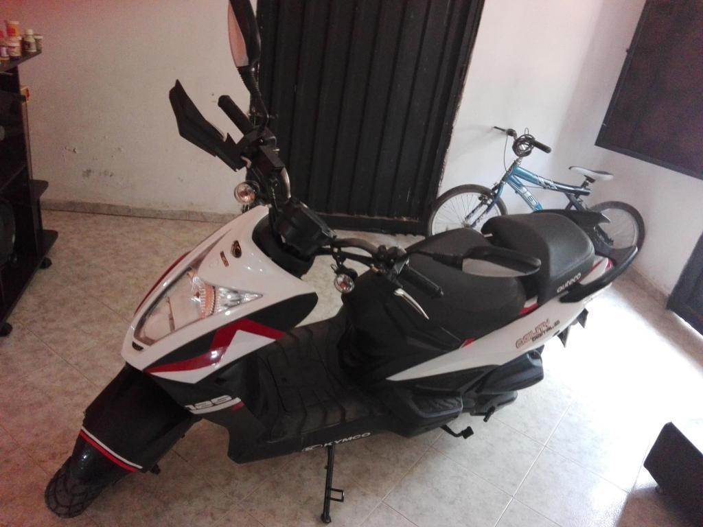 Motocicleta auteco 2016 documentos al dia kilometraje 2500