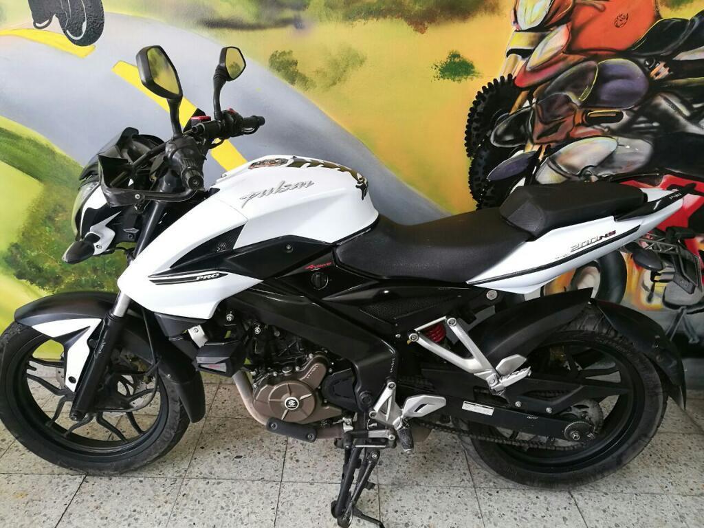 Vendo Moto Pulsar 200 Ns Pro Modelo 2015