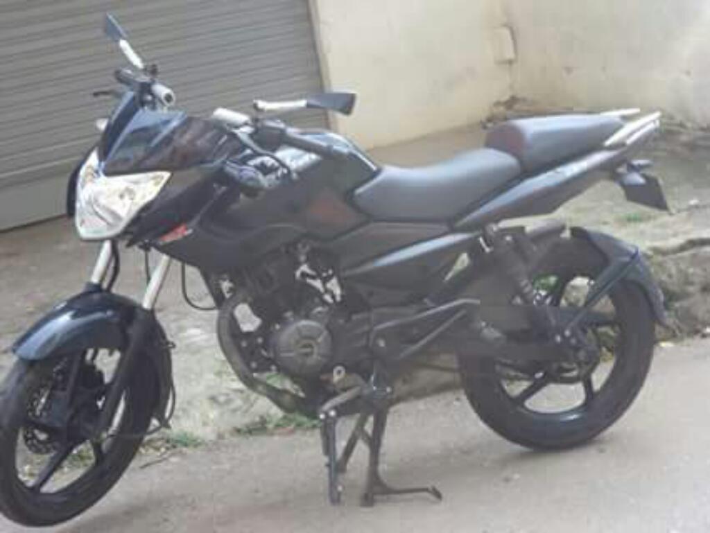 Vendo Pulsar 135