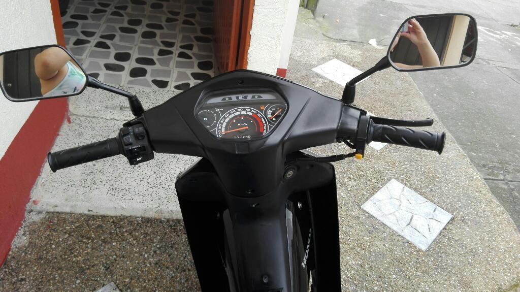 Se Vende Moto Honda C100wave 2012