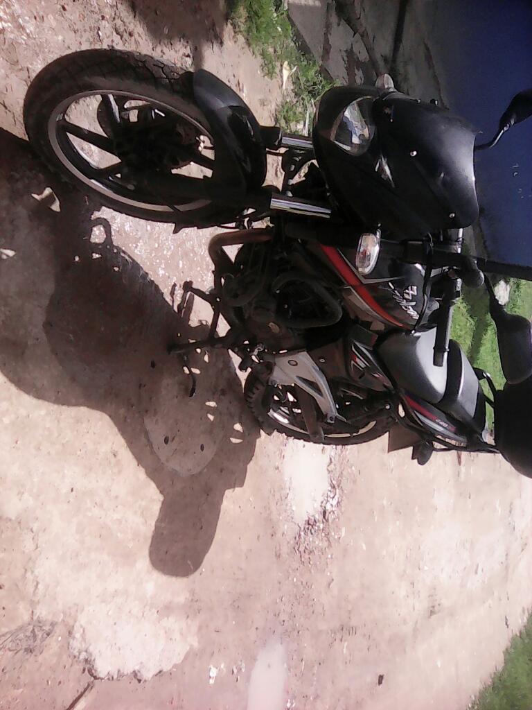 Vendo Moto Pulsar 220 Modelo 2011