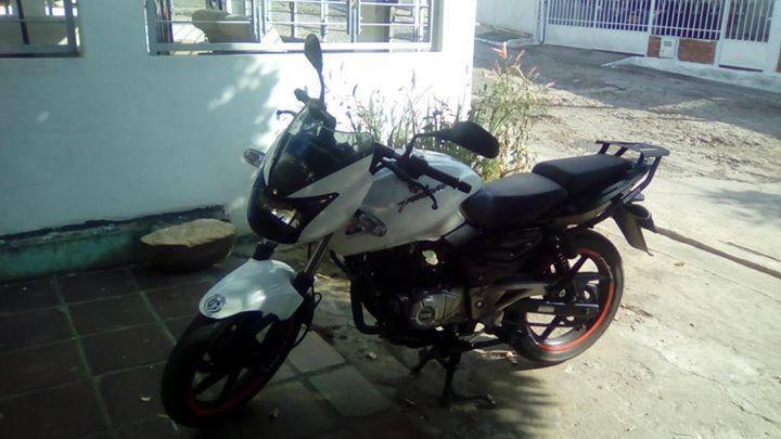 pulsar 180 2014