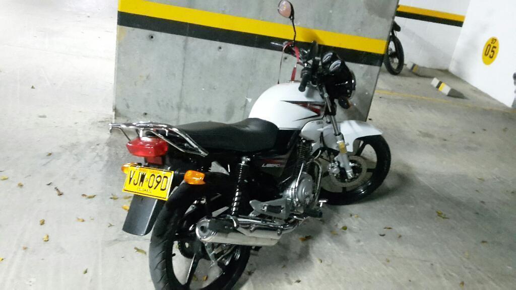 Moto Yamaha Libero 125 Blanca de Tt Envigado
