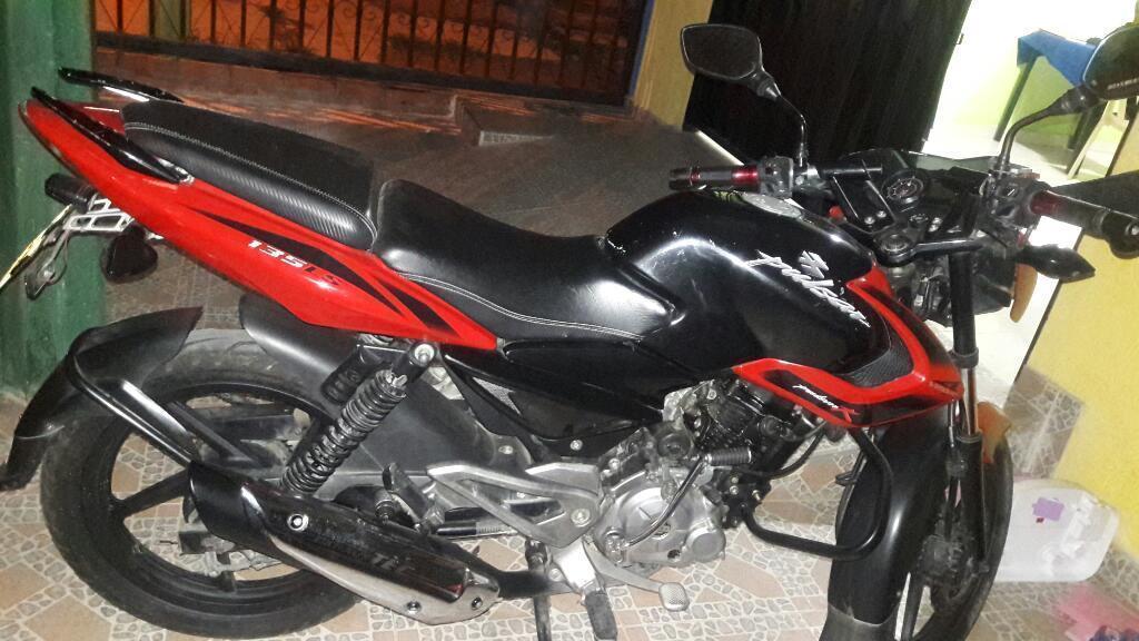 Vendo Moto Pulsar 135 Modelo 2013