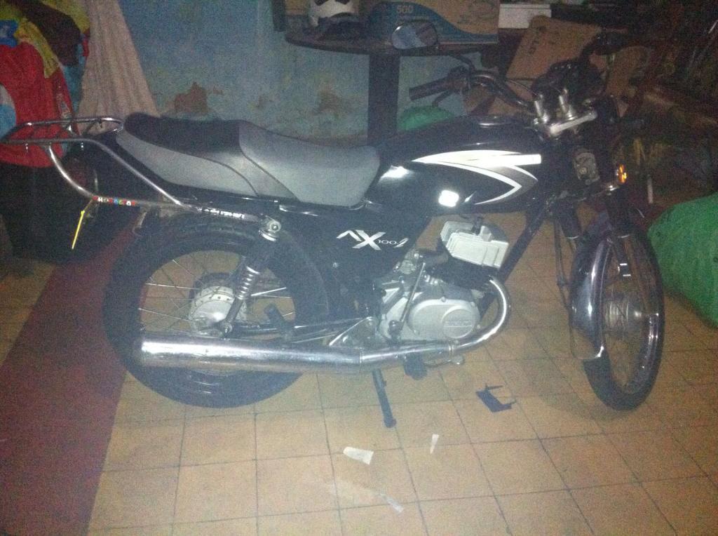 Ax 100 Modelo 2005 Perfecto Estado