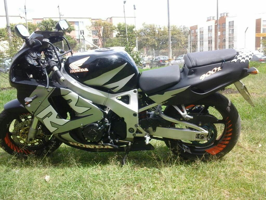 Cbr900rr Poco Uso Permuto