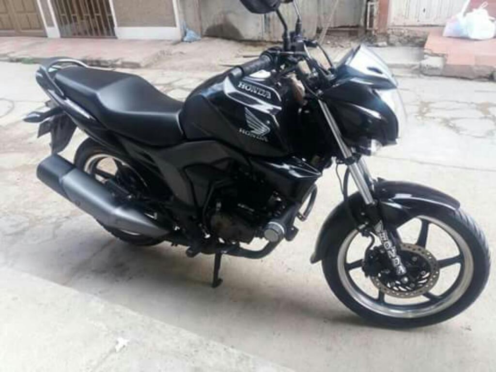 Se Vende Moto Invicta2