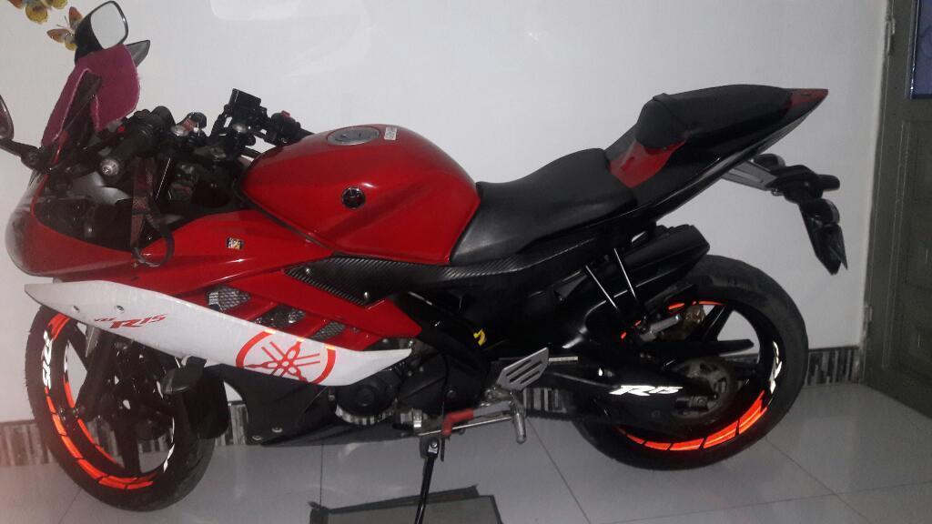 Yamaha R15 Modelo 2015